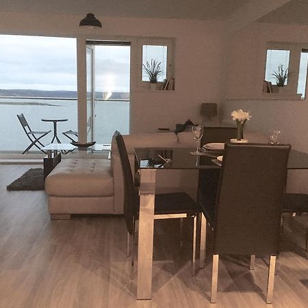 Traeth Bychan Apartment Llanelli Extérieur photo