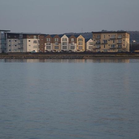 Traeth Bychan Apartment Llanelli Extérieur photo